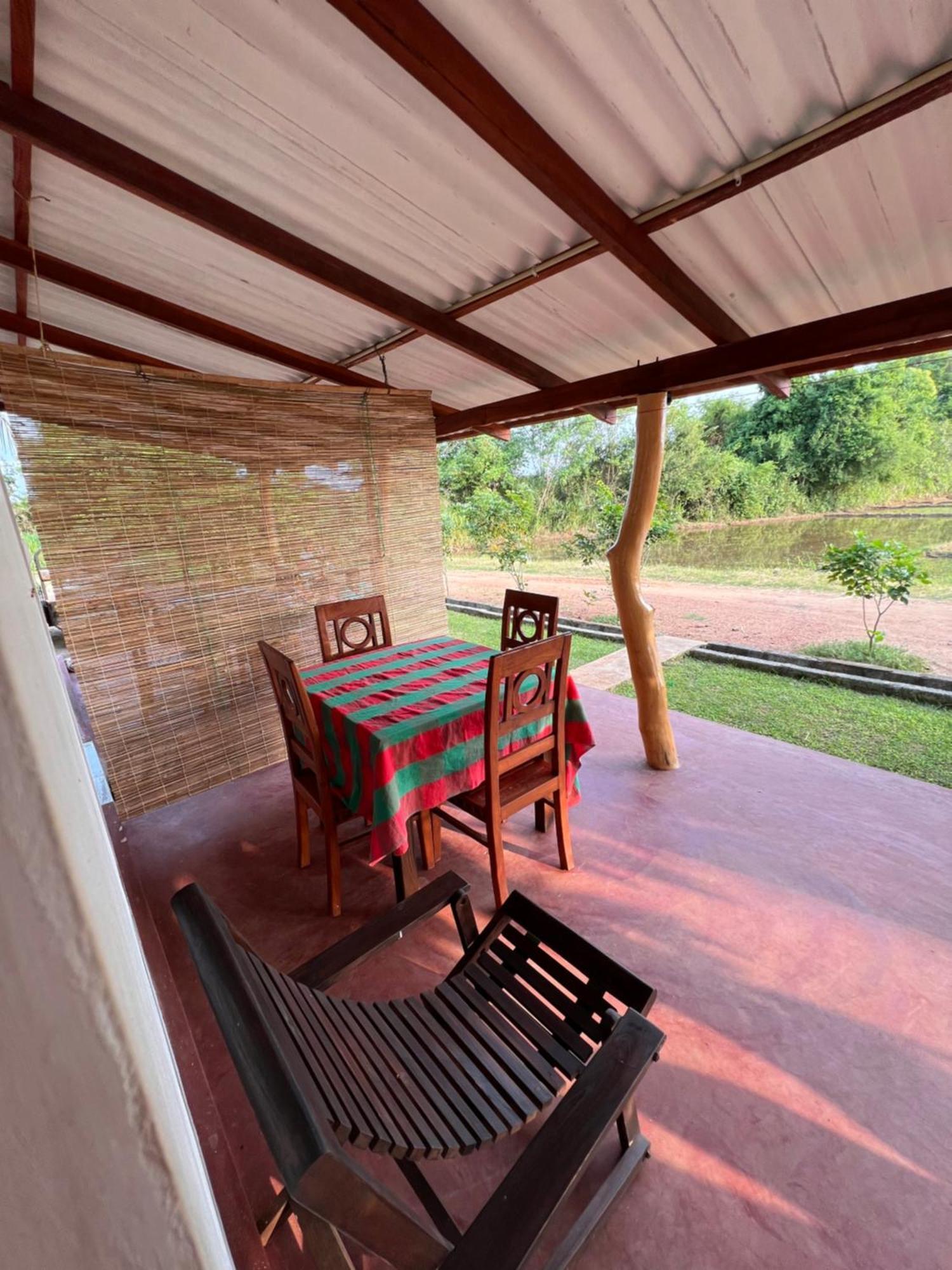 וילפאטו Kurumba Lodge מראה חיצוני תמונה
